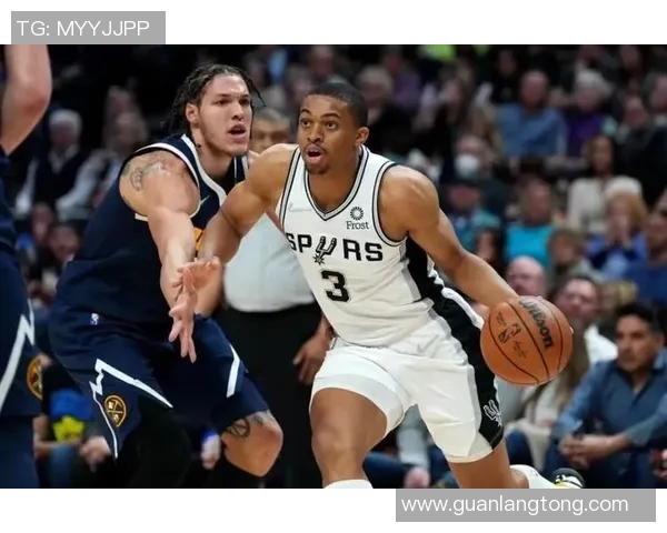 2015赛季NBA勇士与雷霆的激烈对决与精彩瞬间回顾