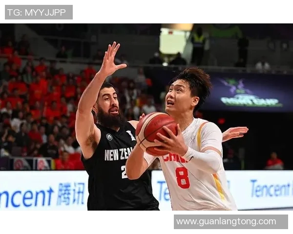 中国男篮明星队对决国际强队展现篮球魅力与团队精神 中国男篮明星队对决国际强队展现篮球魅力与团队精神