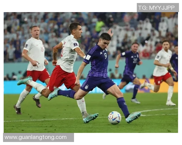 卡利阿美与防卫者的精彩对决揭示足球战术与团队协作的完美结合